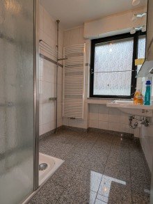 Badezimmer Tolles Haus mit viel Potenzial In Bahnhofsn�he