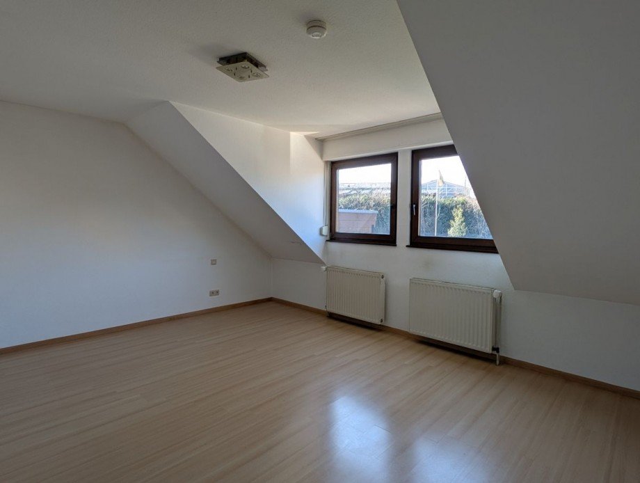 Schlafzimmer 2 Doppelhaush�lfte Erftstadt-Erp