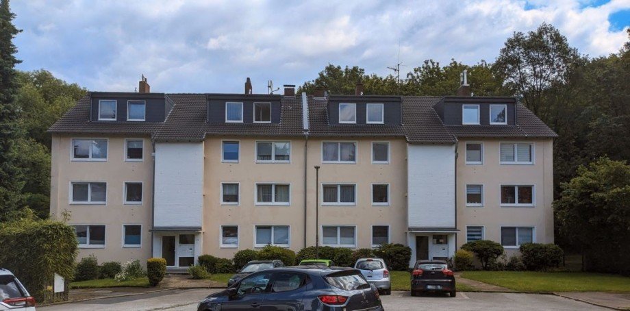 Hausansicht Dachgeschosswohnung Heiligenhaus