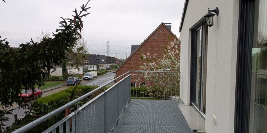 Balkon Dachgeschosswohnung Erftstadt-Kierdorf